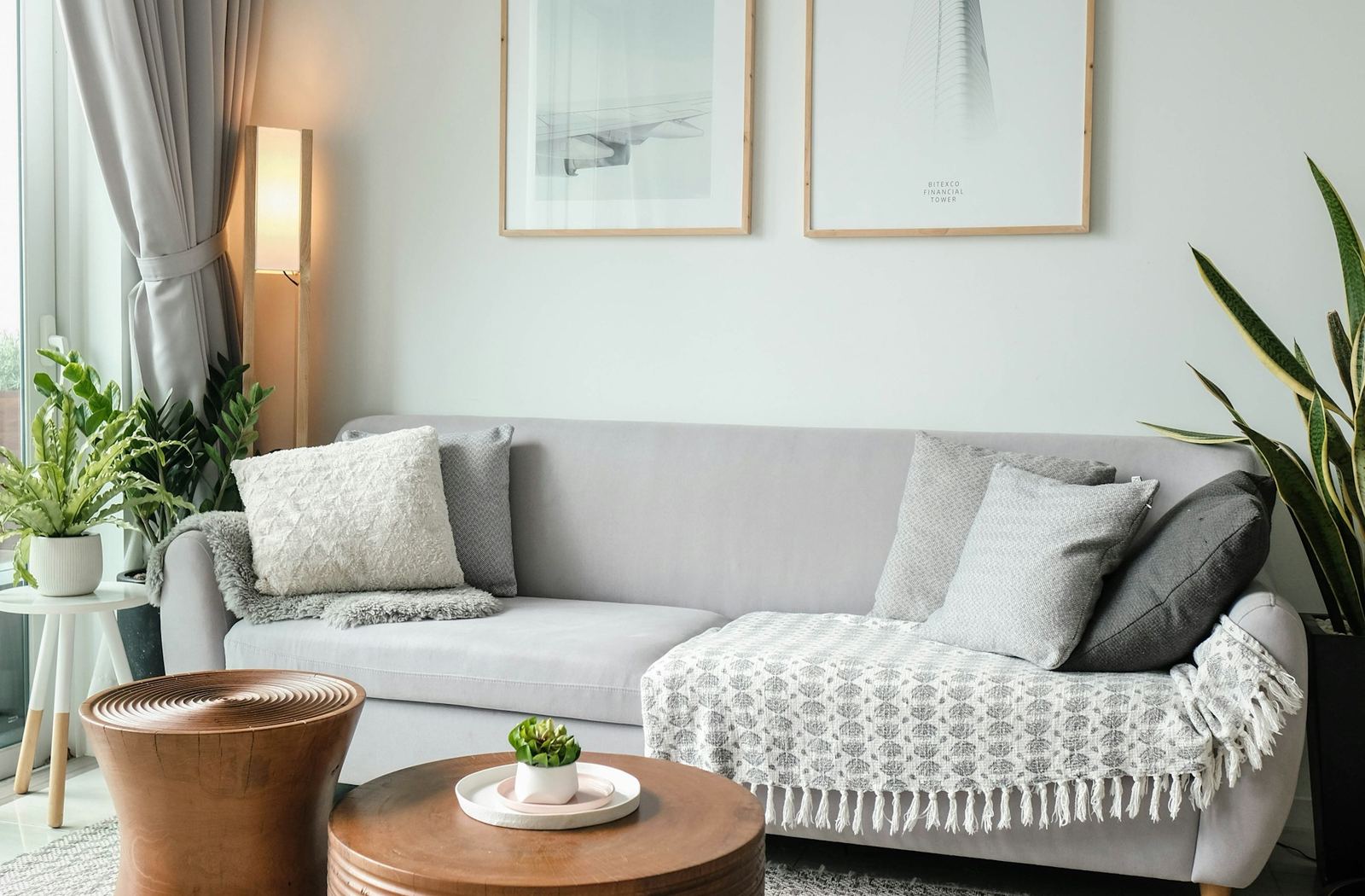 The sitting corner, plants and framed prints